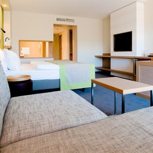 Silva H&ocirc;tel Spa-Balmoral - Chambre design avec vue sur la for&ecirc;t